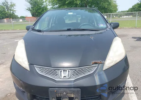 2009 Honda Fit Sport из США, поврежденный, VIN JHMGE88499S064608